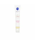 Trattamento Antietà per Contorno Occhi Nivea Luminous 630º Trattamento Antimacchie (15 ml) Trattamento Antietà per Contorno Occhi Nivea Luminous 630º Trattamento Antimacchie (15 ml)